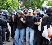 獨시위대 베를린 기가팩토리 습격, 테슬라 2% 급락