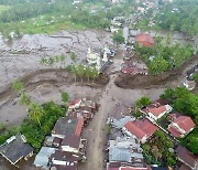 인도네시아 수마트라섬 홍수·산사태로 인명피해…34명 숨져