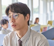 "직장 동료 냄새에 업무 의욕 저하"…일본서 '스메하라' 논란