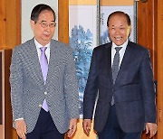 고위 당·정·대 협의회 참석한 한덕수 총리와 황우여 비대위원장