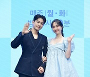 김명수X이유영, 디테일한 '사제 로코' 펼친다…KBS 신작 '함부로 대해줘'[종합]