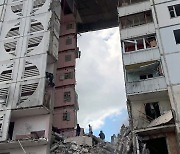 러시아 벨고로드서 아파트 붕괴
