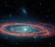 [오늘의 천체사진] 스피처 우주 망원경이 포착한 안드로메다 은하