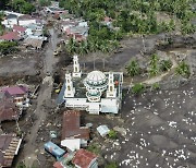 인도네시아 수마트라섬 홍수·산사태 사망자 44명으로 늘어