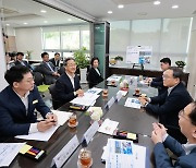 고기동 행안부 차관, 지방소멸 대응 영양군 사업장 방문