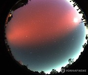 한국천문연구원 망원경으로 관측한 오로라