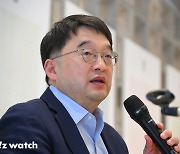 이우현 회장 "제약·바이오 M&A 신중 검토 중…미국·동남아 물망"