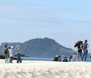 [오늘의 날씨] 제주(14일, 화)…맑지만 큰 일교차 주의