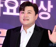 '뺑소니 혐의' 김호중, 사고 17시간 지나서야 음주 측정