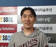 데뷔 6년 만에 어머니 앞에서 '감격의 첫 승', 키움 김인범 "신인왕 도전하겠다" [잠실 현장]