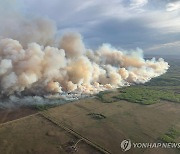 캐나다 산불 140여곳서 활활…美 하늘까지 매캐한 연기