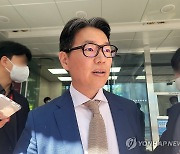 "돌고 돌아 형제 경영으로"…한미그룹, 상속세 해결 과제
