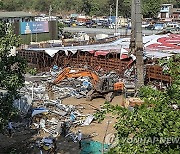 INDIA ACCIDENT PETROL PUMP