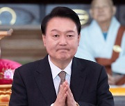 윤석열 대통령, 부처님오신날 봉축법요식 참석