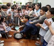 "교사 눈물 흘리는데 학생 행복할 수 없어" 여야, 교권보장 '한 목소리'(종합)