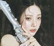 레드벨벳 조이, 영화 '남은 인생 10년' 컬래버 음원 공개…애틋한 보컬 감성 '기대UP'