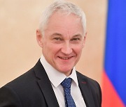 푸틴, 새 국방 장관에 경제전문가 임명…집권 5기 내각 구성 완료