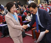 '추미애 혹은 우원식'… 민주당, 16일 22대 국회 전반기 국회의장 선출