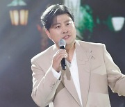 '뺑소니' 김호중, 사라진 블랙박스 메모리…압수수색 영장