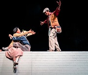 5·18 다룬 연극 ‘시간을 칠하는 사람’…서울서 장기 공연