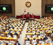 부처님 오신 날에도… ‘채상병 특검법’  둘러싼 여야 공방 계속