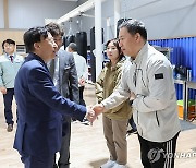 설동호 대전교육감, 전국소년체전 대전선수단 응원