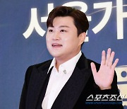 "유명 가수+개그맨도.." 김호중과 '유흥업소' 동석…"후회한다" 첫 심경 고백도[SC이슈]