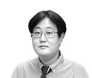 [기자24시] 홍범도 흉상 갈등 '더하기' 해법도 있다