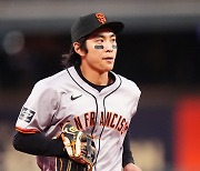 MLB 이정후, 수술로 시즌 아웃