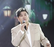 '심경 고백' 김호중, 오늘도 공연 강행..경찰 '술자리 동석' 연예인 조사 [스타이슈]