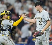 Brewers Astros Baseball