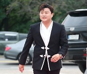 김호중 측 "오늘(20일) 자진 출석하려 했지만 조사 연기"