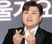 2만석 매진이랬는데…김호중, 음주운전에 '슈퍼 클래식' 취소표만 6000석↑?