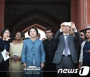 논란 커진 '영부인 단독외교'…'정식외교' 성립 해석 '분분'