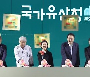 [사설]예산 깎더니 이번엔 예타 폐지, ‘샤워실의 바보’ 같은 R&D 정책