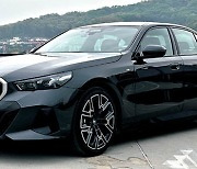 [시승기] BMW 530e | 플러그인 하이브리드, 배터리로만 73㎞ 주행