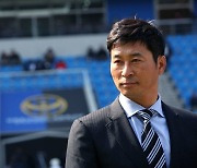 축구대표팀, 6월 월드컵 예선도 임시 사령탑 체제…김도훈 선임