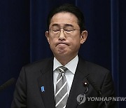 자민당 ‘일당 독재’ 흔들...日 유권자 54% “정권교체 원해”