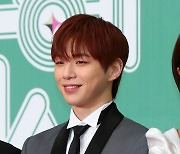 강다니엘, 소속사 대주주 고소…"사문조 위조·횡령 혐의"