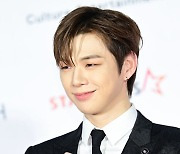 강다니엘, 소속사 대주주 사기 혐의로 고소 왜?..4가지 의혹 (전문) [공식]