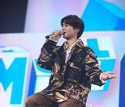 "팬들은 내 최고의 선택"..샤이니 민호, 日 팬 콘서트 전석 매진 성황