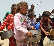 MIDEAST-GAZA-RAFAH-FOOD-RELIEF