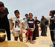 MIDEAST-GAZA-RAFAH-FOOD-RELIEF