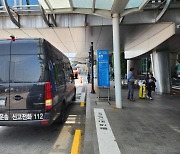 공항 불법콜밴 바가지 횡포... 반쪽짜리 단속 실효성 ‘뚝’