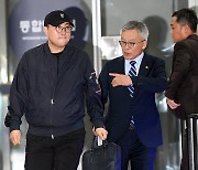 '음주 뺑소니' 혐의 가수 김호중, 조사 종료