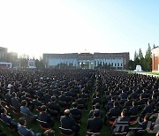 북한, 당 중앙간부학교 준공…"새시대 간부 양성"