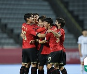 경남, 안산 2-0으로 꺾고 3연패 ‘탈출’…천안은 부산에 3-2 역전승(종합)