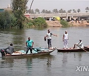 EGYPT-GIZA-MINIBUS-ACCIDENT-RESCUE