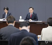 복지장관 "연금개혁은 차기 국회에서…전공의 처분 재개 검토"(종합2보)