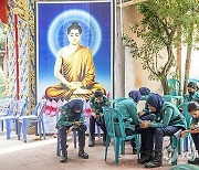 BANGLADESH BELIEF Buddhist